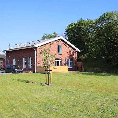 Altes Bahnhofsvorsteherhaus Husum  Exterior foto